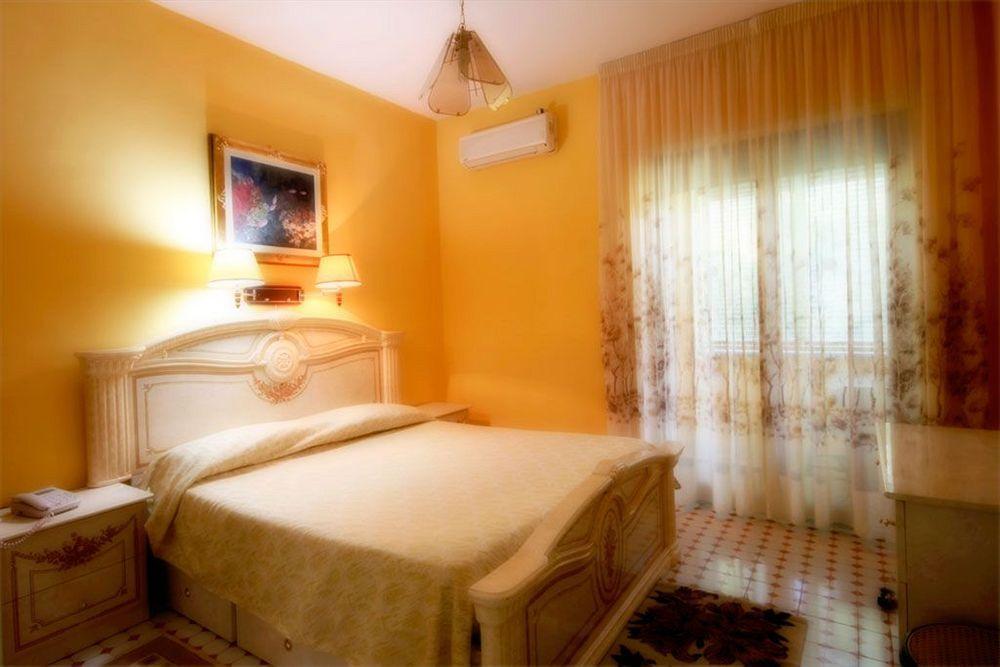 Cavour 3* Península Sorrentina